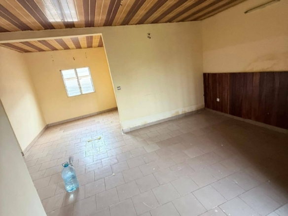 APPARTEMENT À LOUER, YAOUNDÉ PROXIMITÉ OMNISPORT