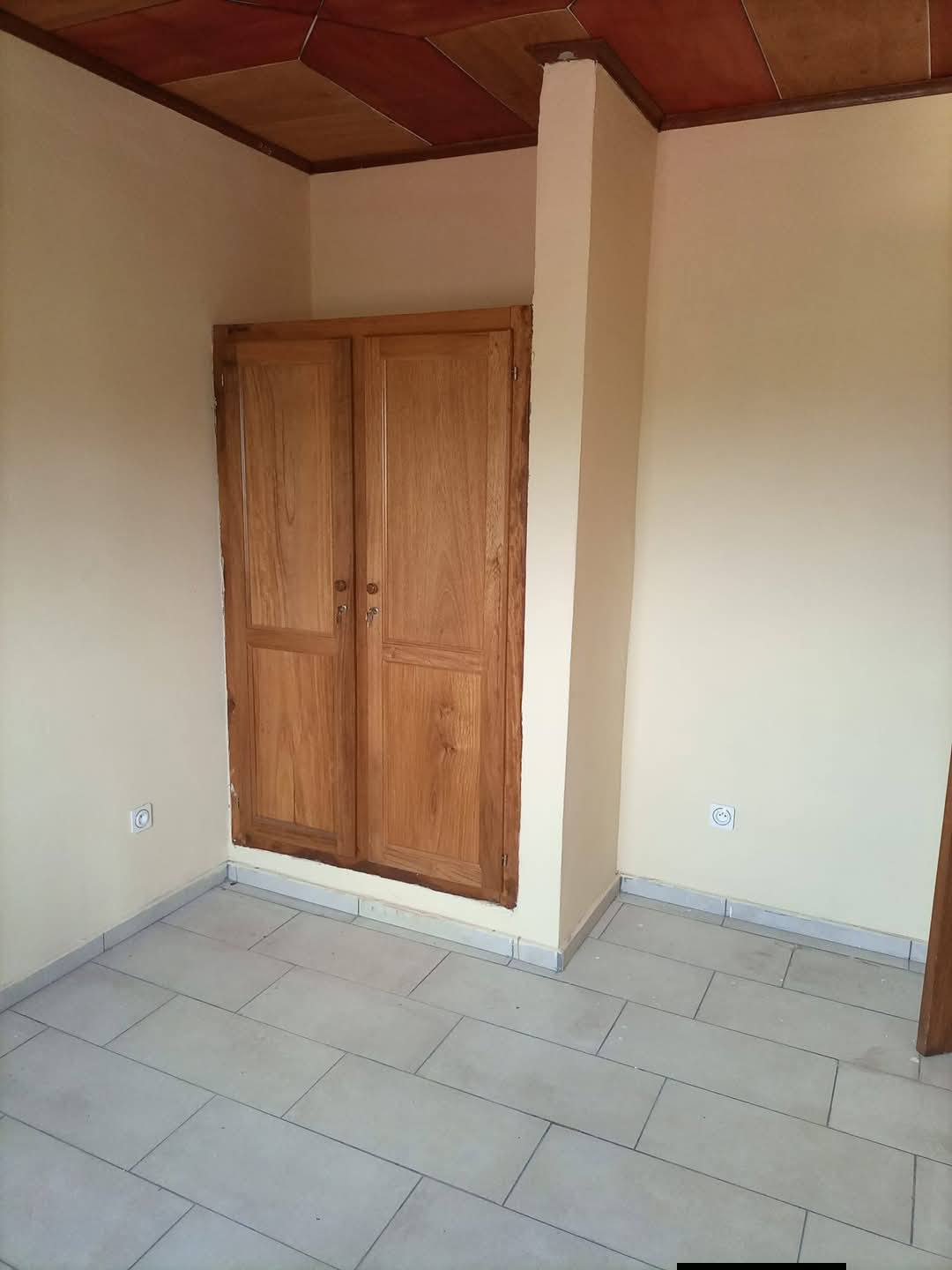 DZ_studio_nsam_200226_chb2