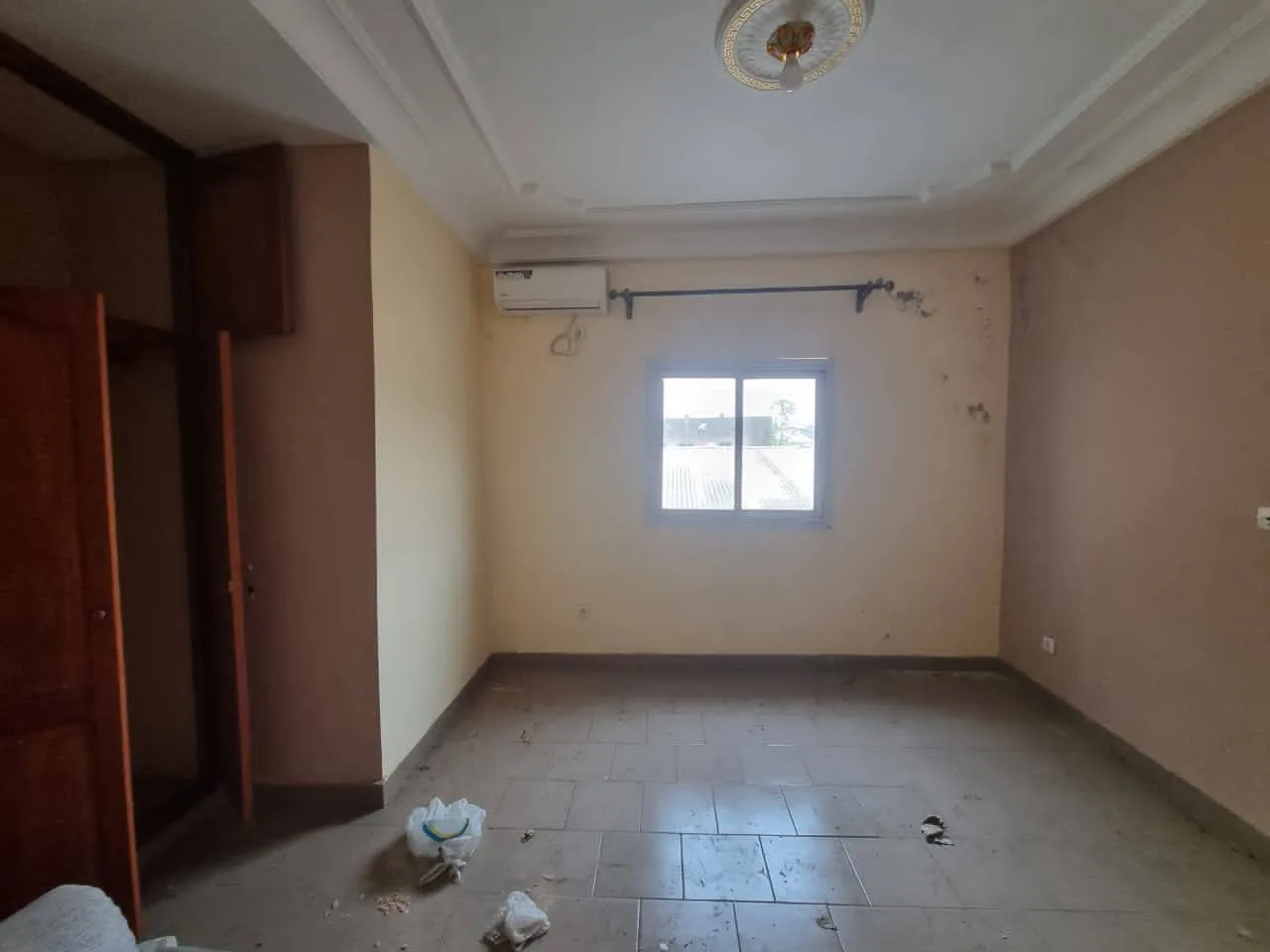 FH_appart_sadi_270226_chb1 Appartement à louer, Bonamoussadi Carrefour Eto’o