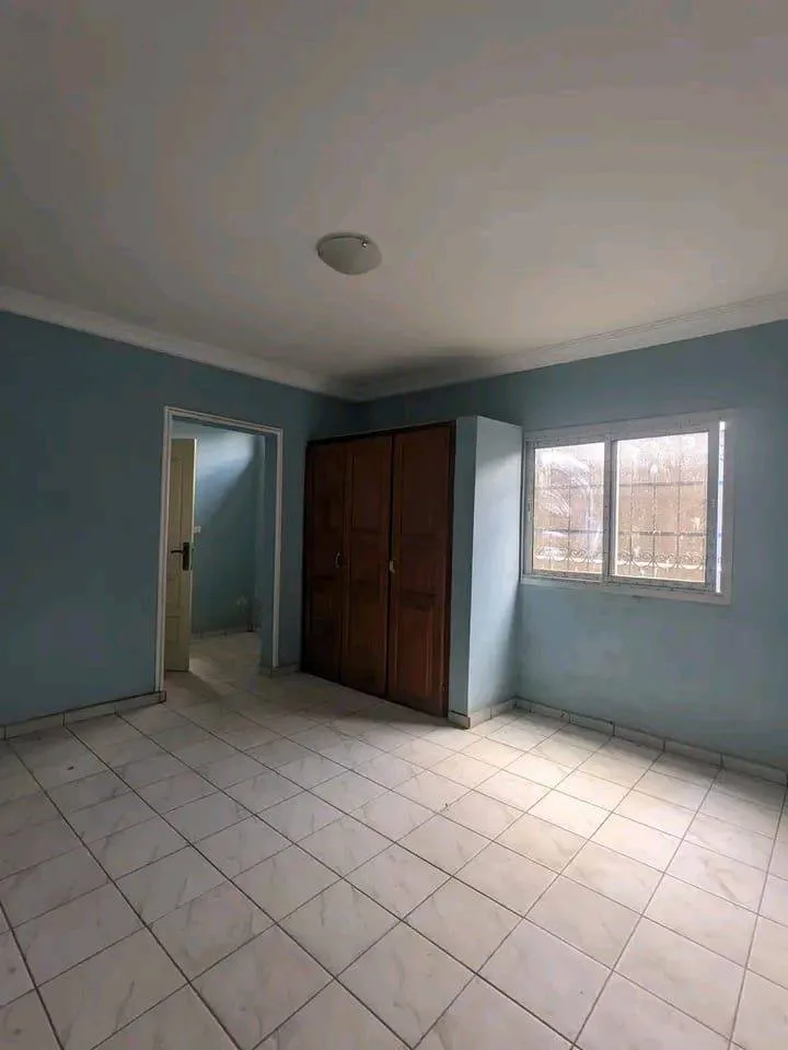 YI_appart_ngousso_160226_chb2 APPARTEMENT À LOUER À TOTAL NGOUSSO