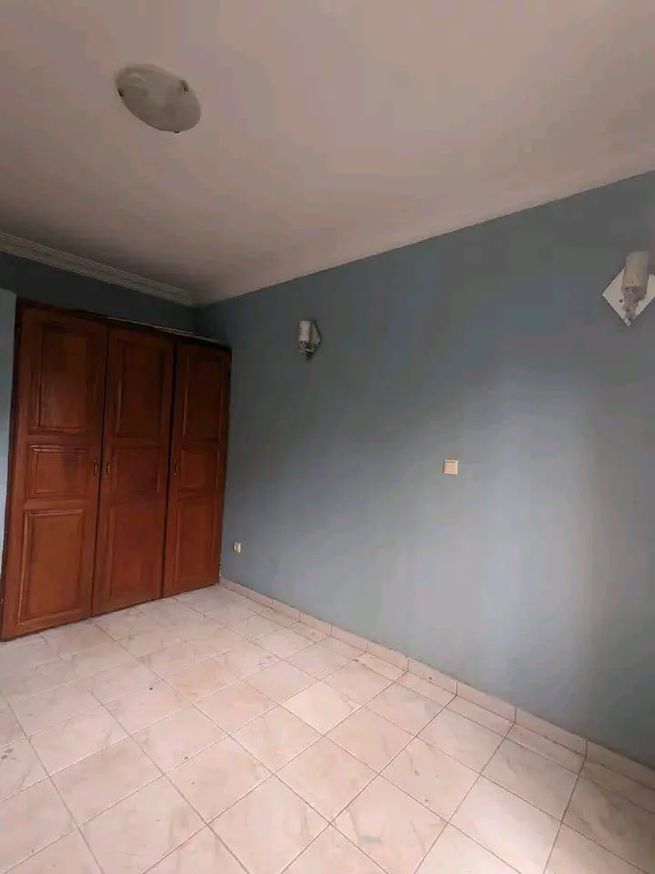 YI_appart_ngousso_160226_chb3 APPARTEMENT À LOUER À TOTAL NGOUSSO