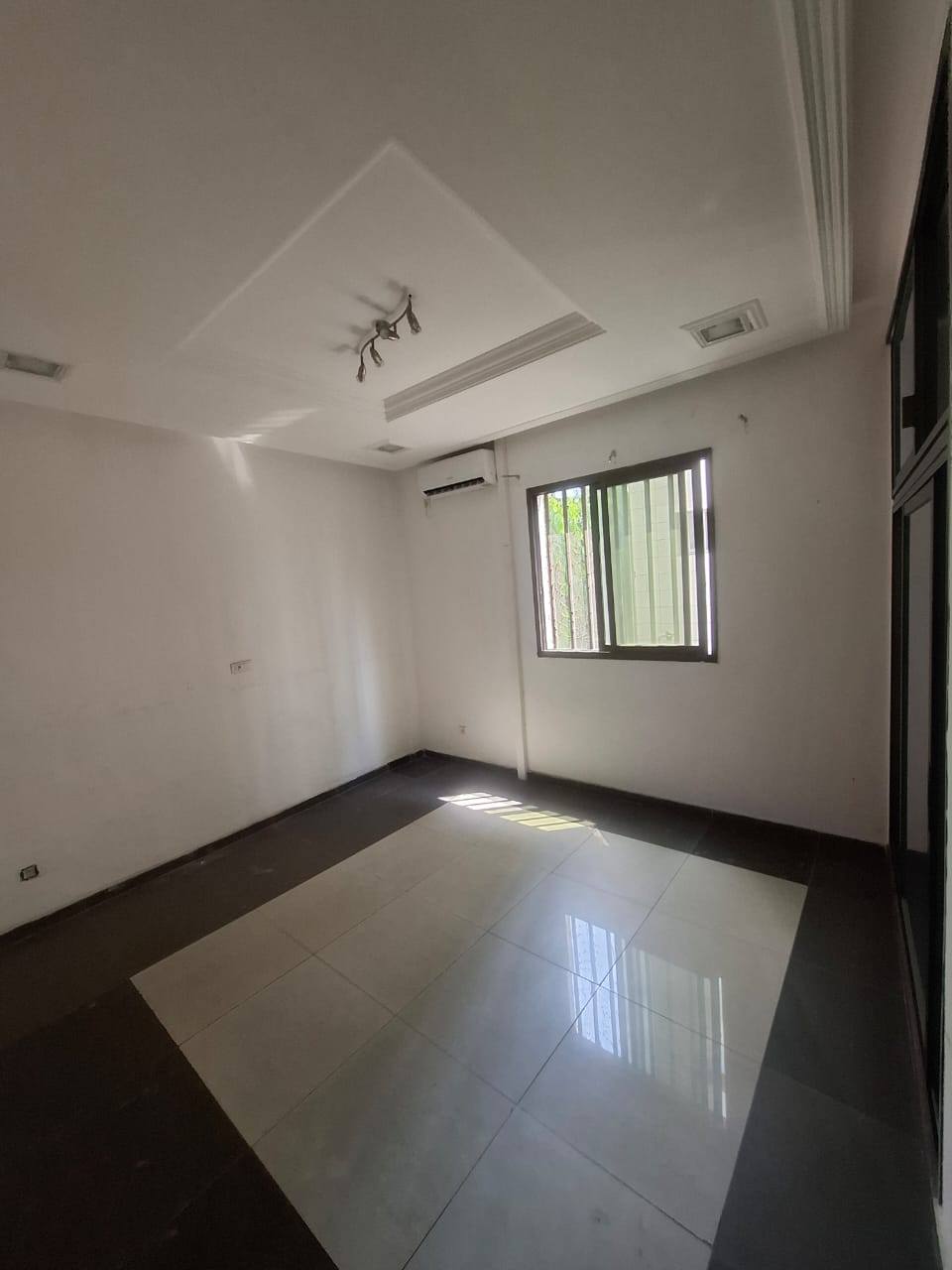 FH_appart_bonaberi_310326_chb4