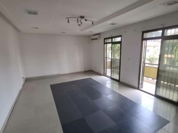 Appartement à louer, Bonaberi ancienne route Prix 165000fcfa