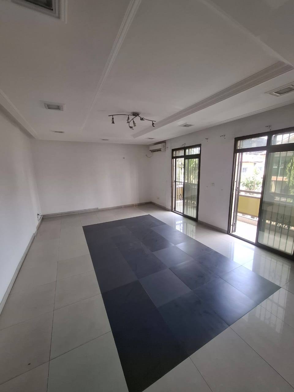 FH_appart_bonaberi_310326_sln1