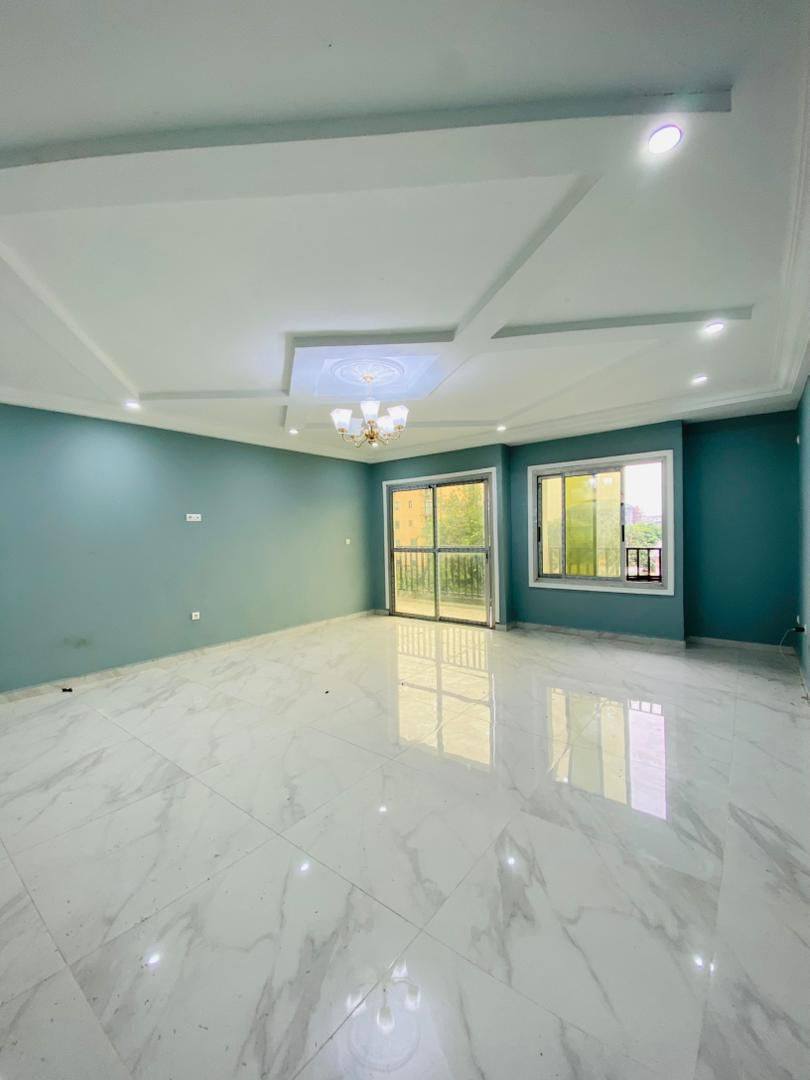 Appartement de luxe haut standing, Douala Logpom