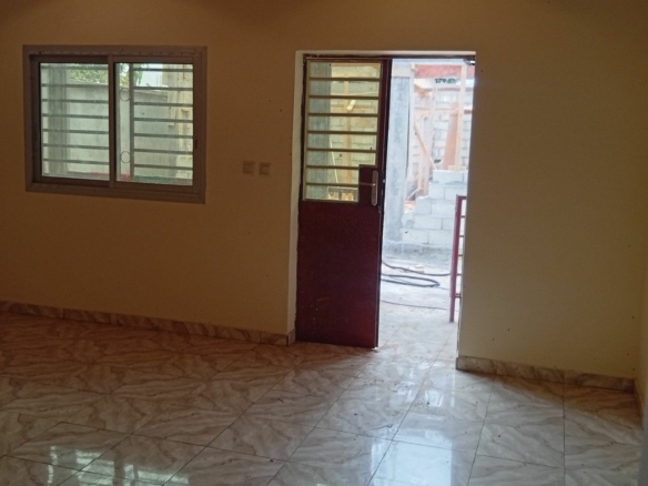 Appartement Moderne à Louer, Ebolowa Angalé