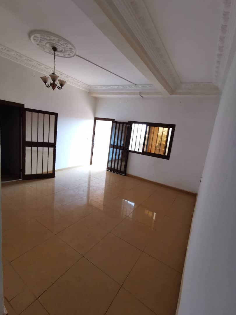 Appartement Moderne à Louer à Titi Garage