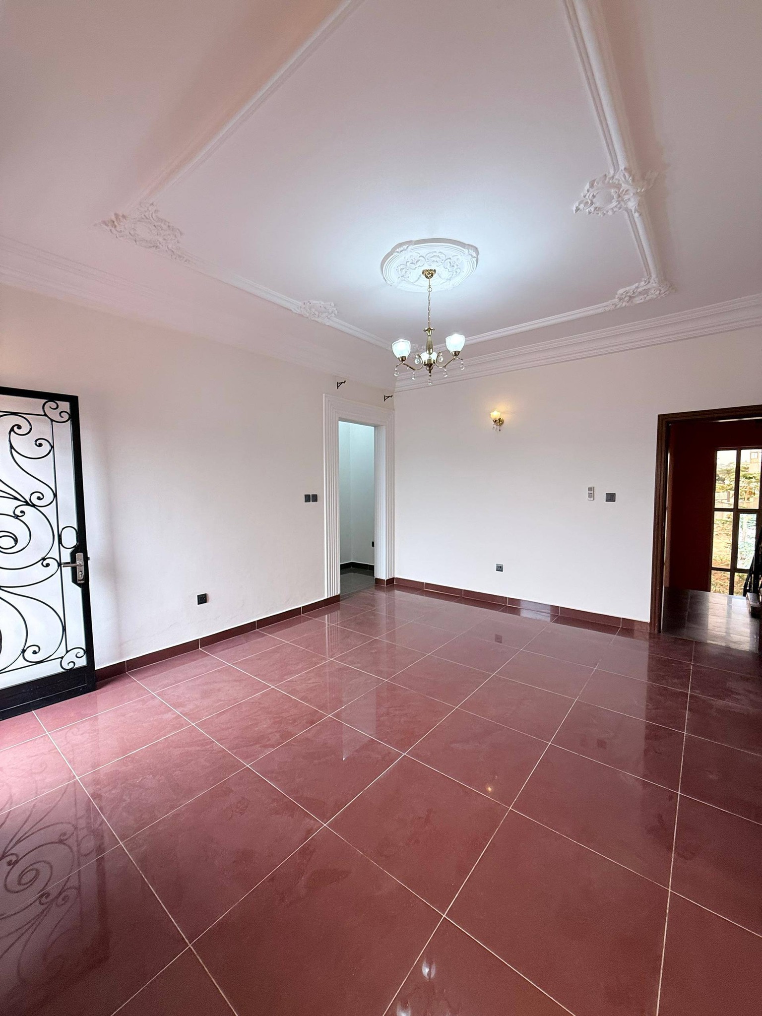 PIL_studio_nkolfoulou_150326_sln2