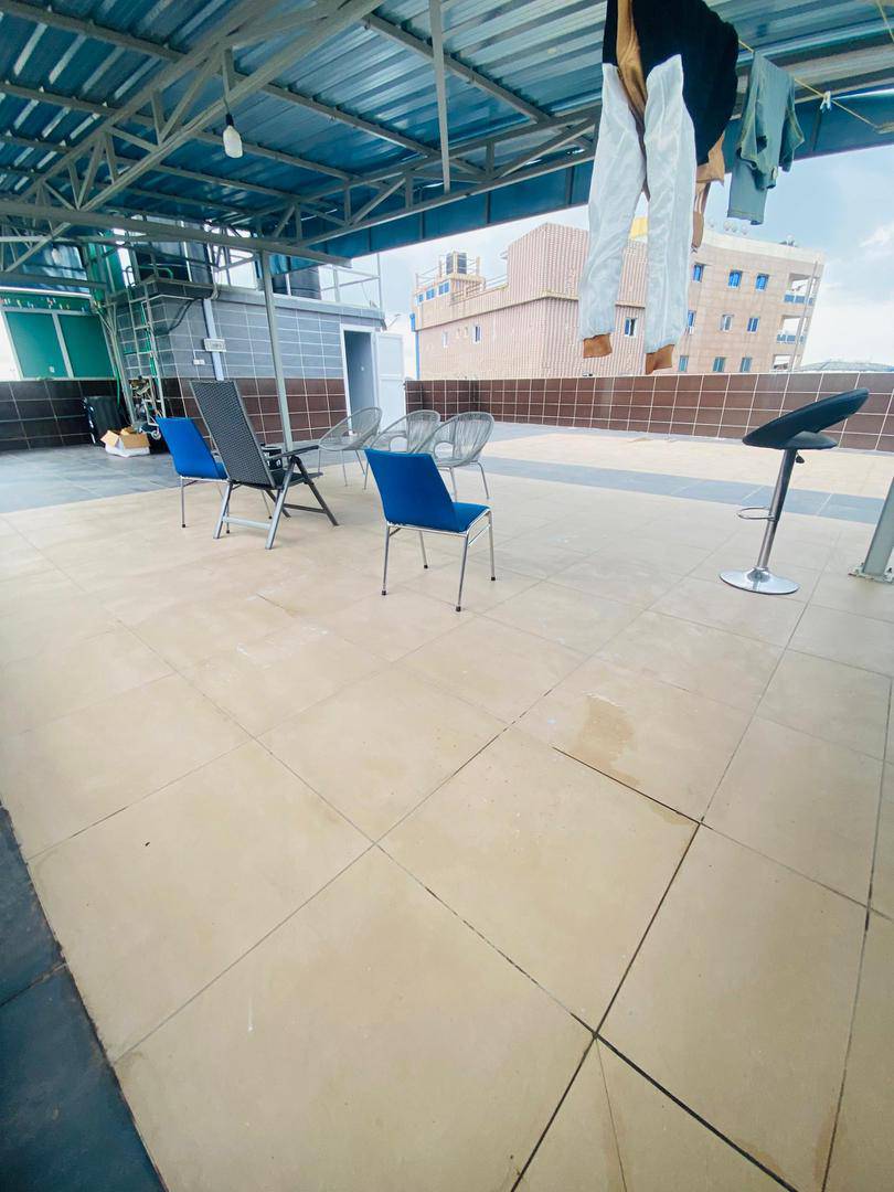 STUDIO MODERNE CLIMATISÉ SITUÉ AU CARREFOUR AGIP