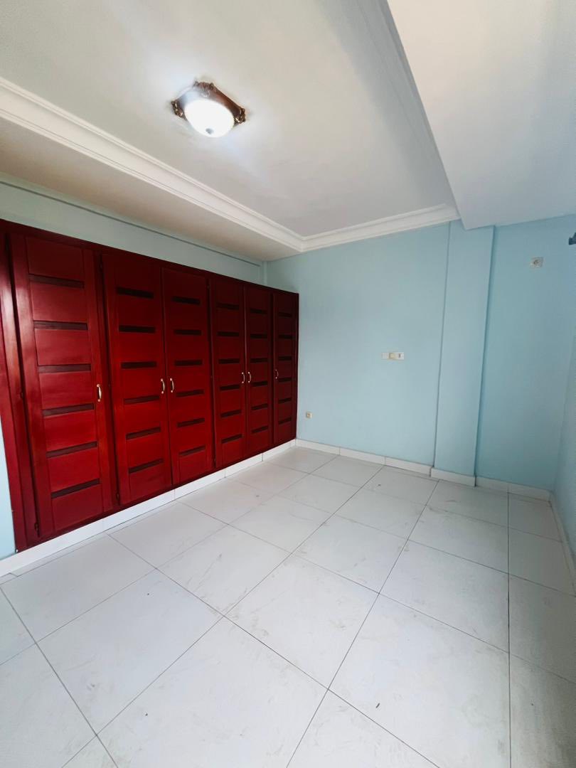 YI_appart_messamedongo_280326_chb1