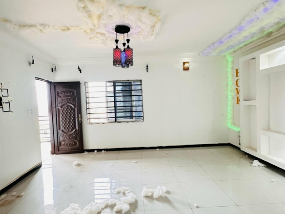 STUDIO MODERNE HAUT STANDING À BIYEMASSI JOUVENCE