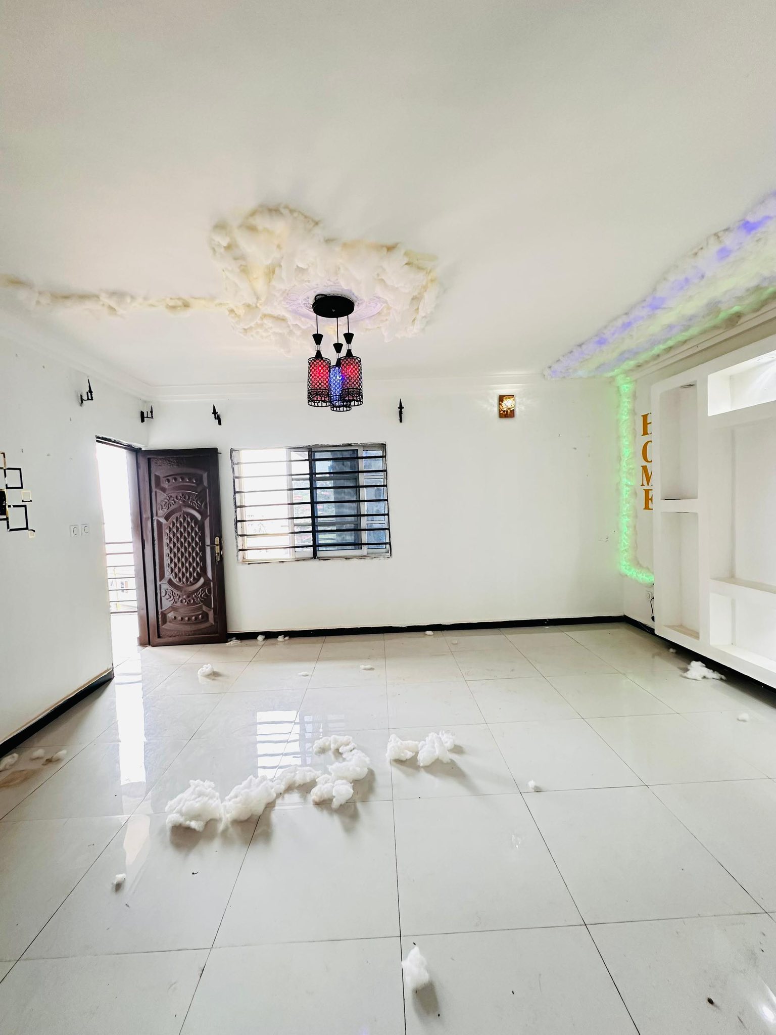 STUDIO MODERNE HAUT STANDING À BIYEMASSI JOUVENCE