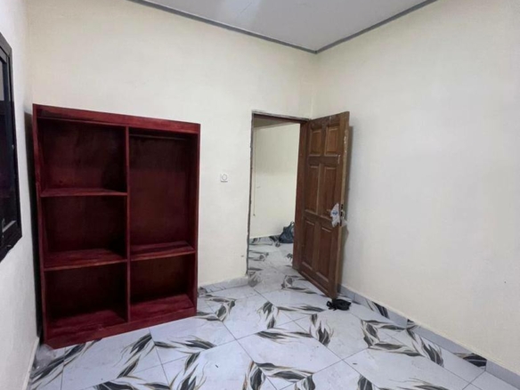 Studio Moderne à Louer à Émana, 65000fcfa