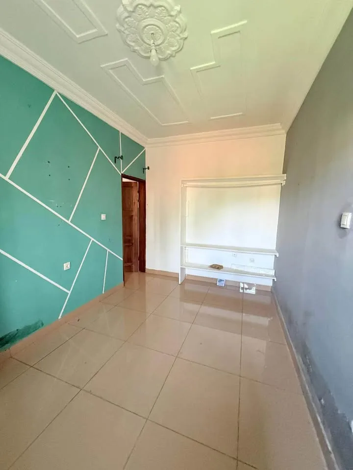 ANN_appart_nkolf_03042_chb2 Appartement bon standing Nkolfoulou 150000fcfa