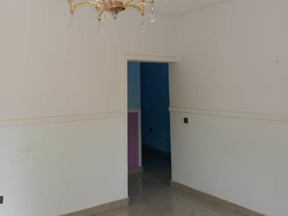 41027- STUDIO EN LOCATION AU QUARTIER BEKA