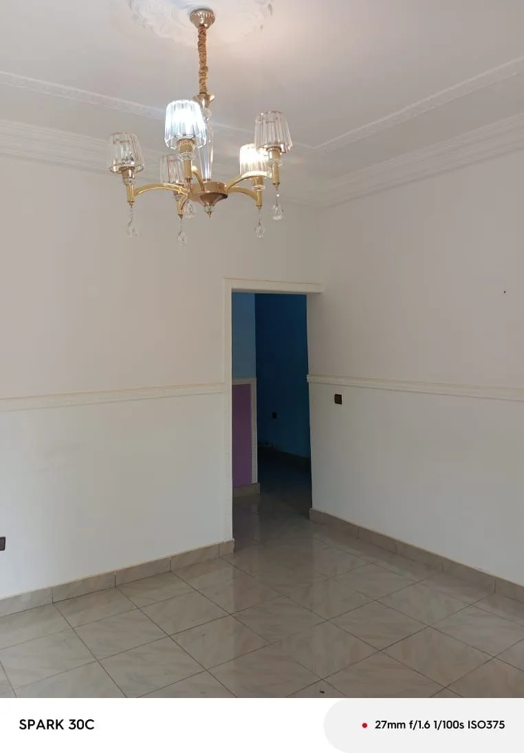 41290- STUDIO EN LOCATION AU QUARTIER BEKA