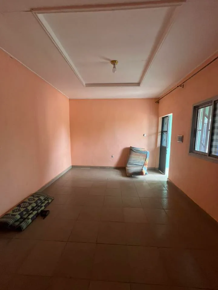 Studio dans un camp à Ngalbidjé Garoua