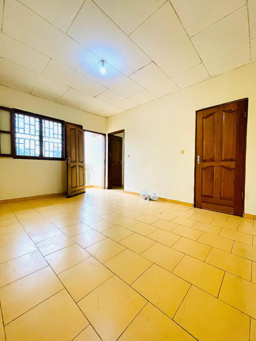 41036- Studio moderne et confortable à louer à Total Ngousso