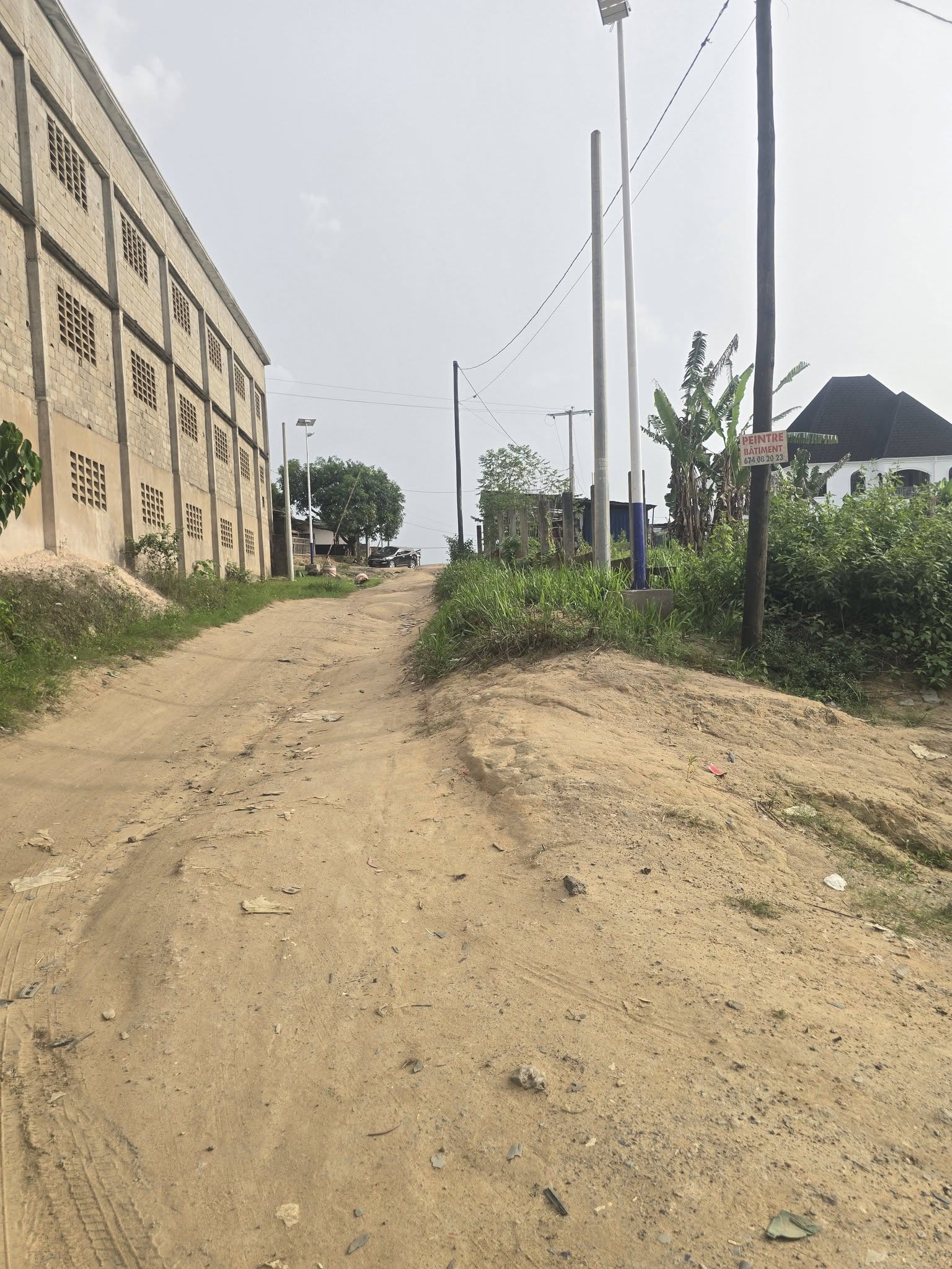 LI_terrain_japoma_070426_x4