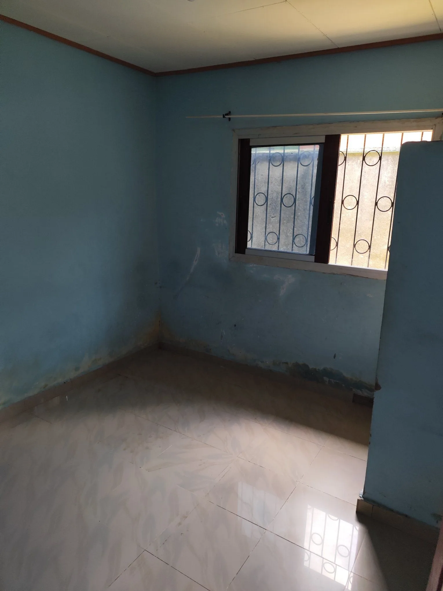Appartement moderne 3 chambres, Ngalane Ebolowa