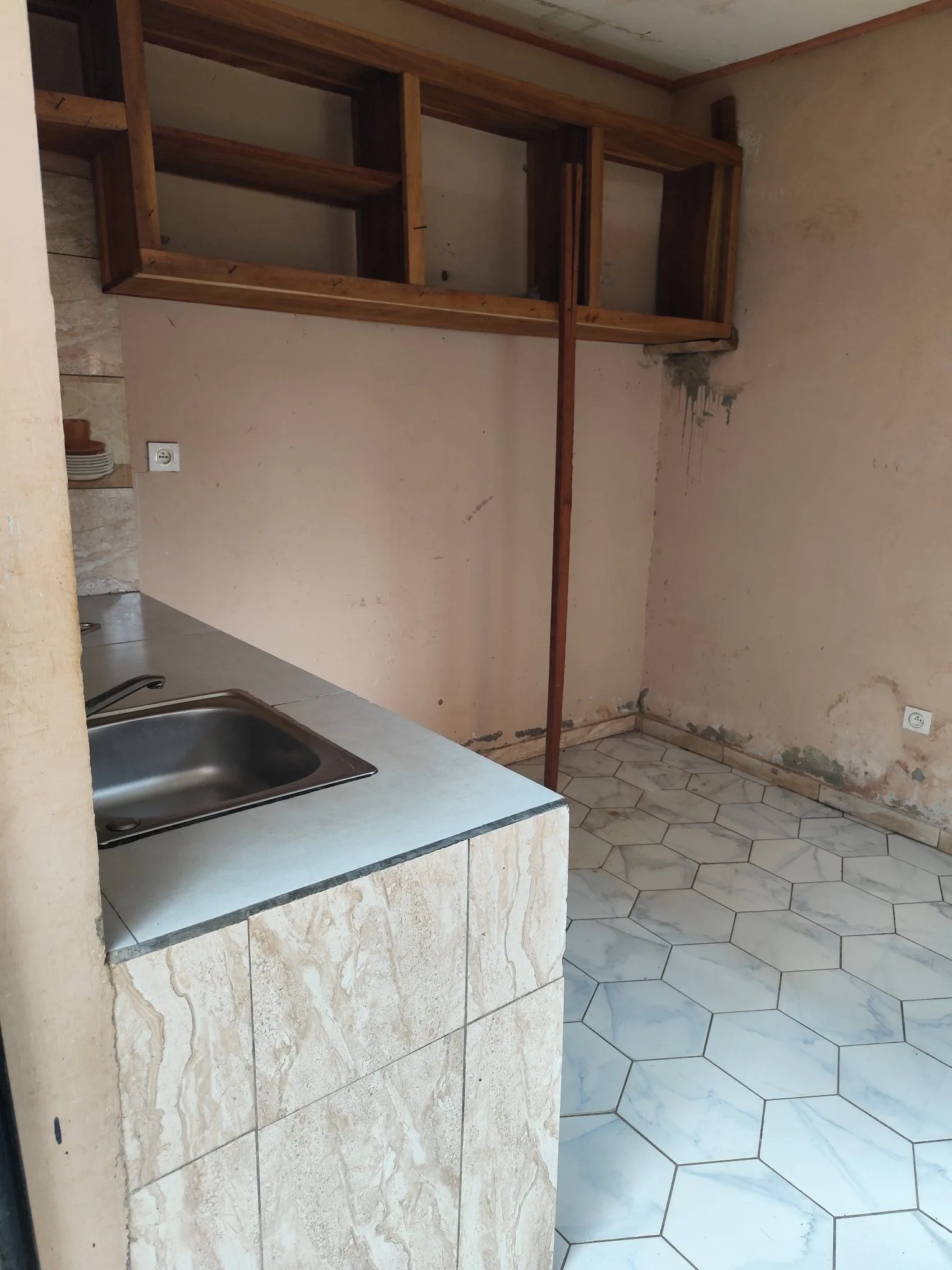 Appartement moderne 3 chambres, Ngalane Ebolowa