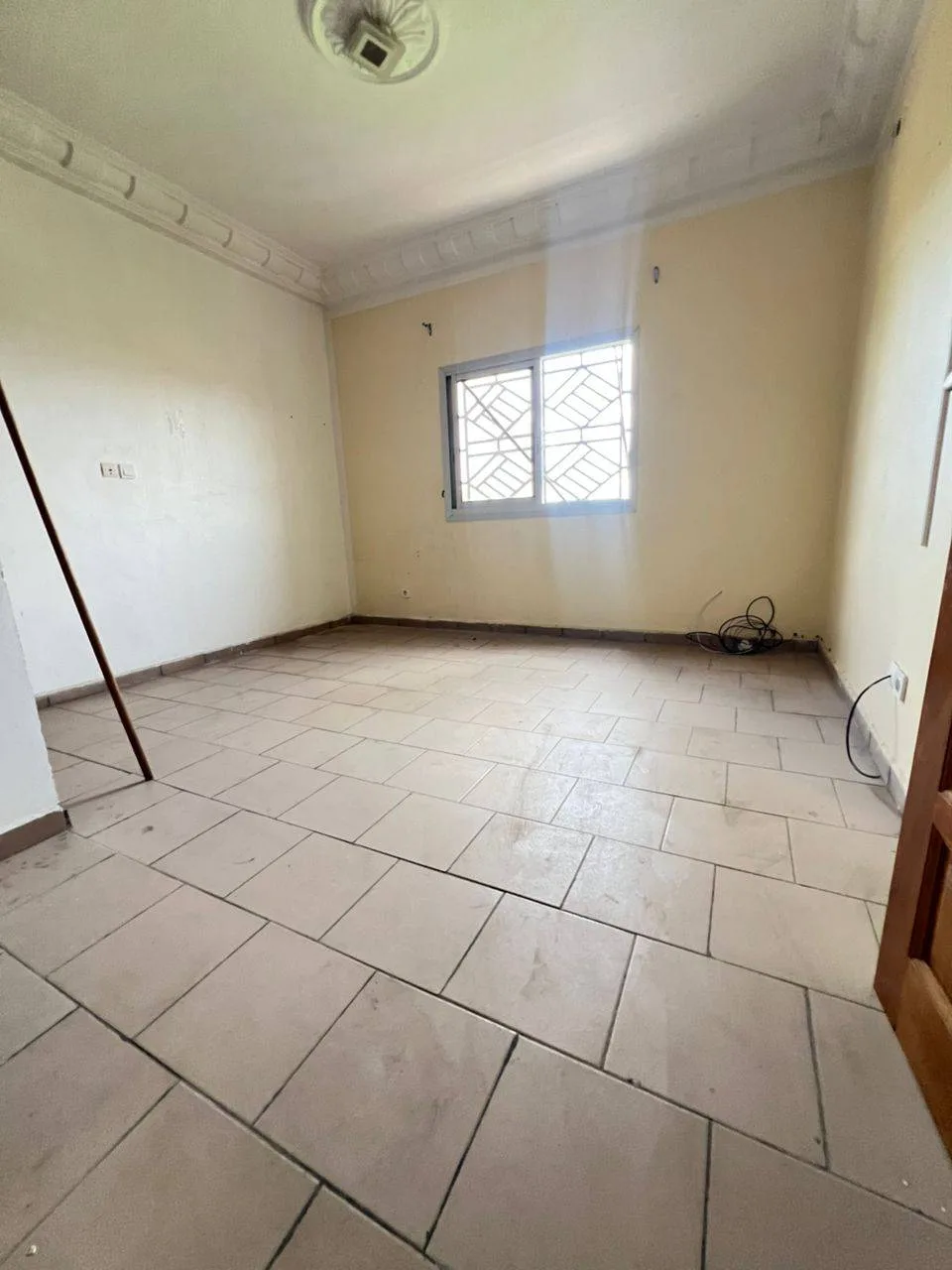 APPARTEMENT MODERNE STAFFÉ À MAKÉPÉ