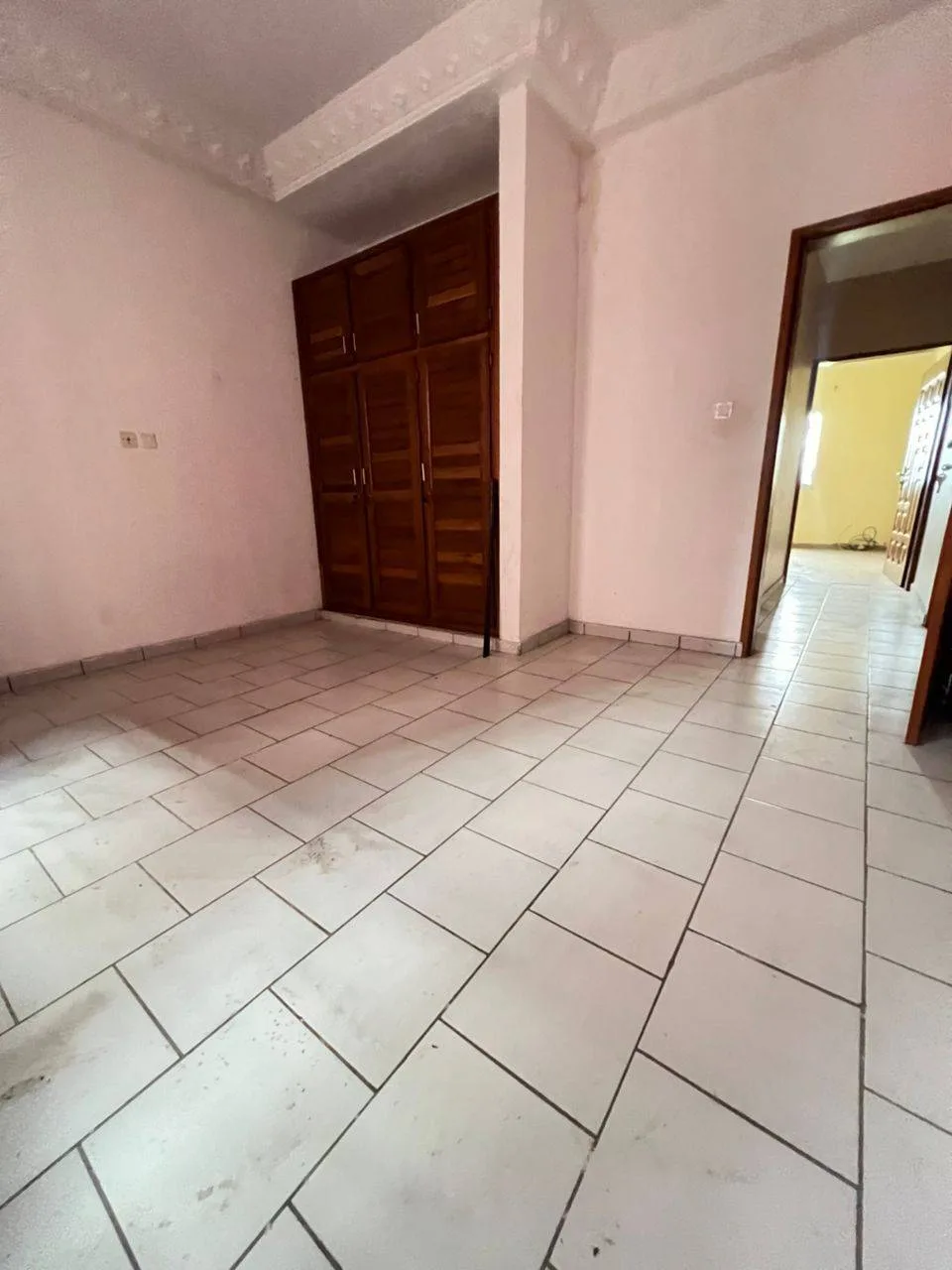 APPARTEMENT MODERNE STAFFÉ À MAKÉPÉ