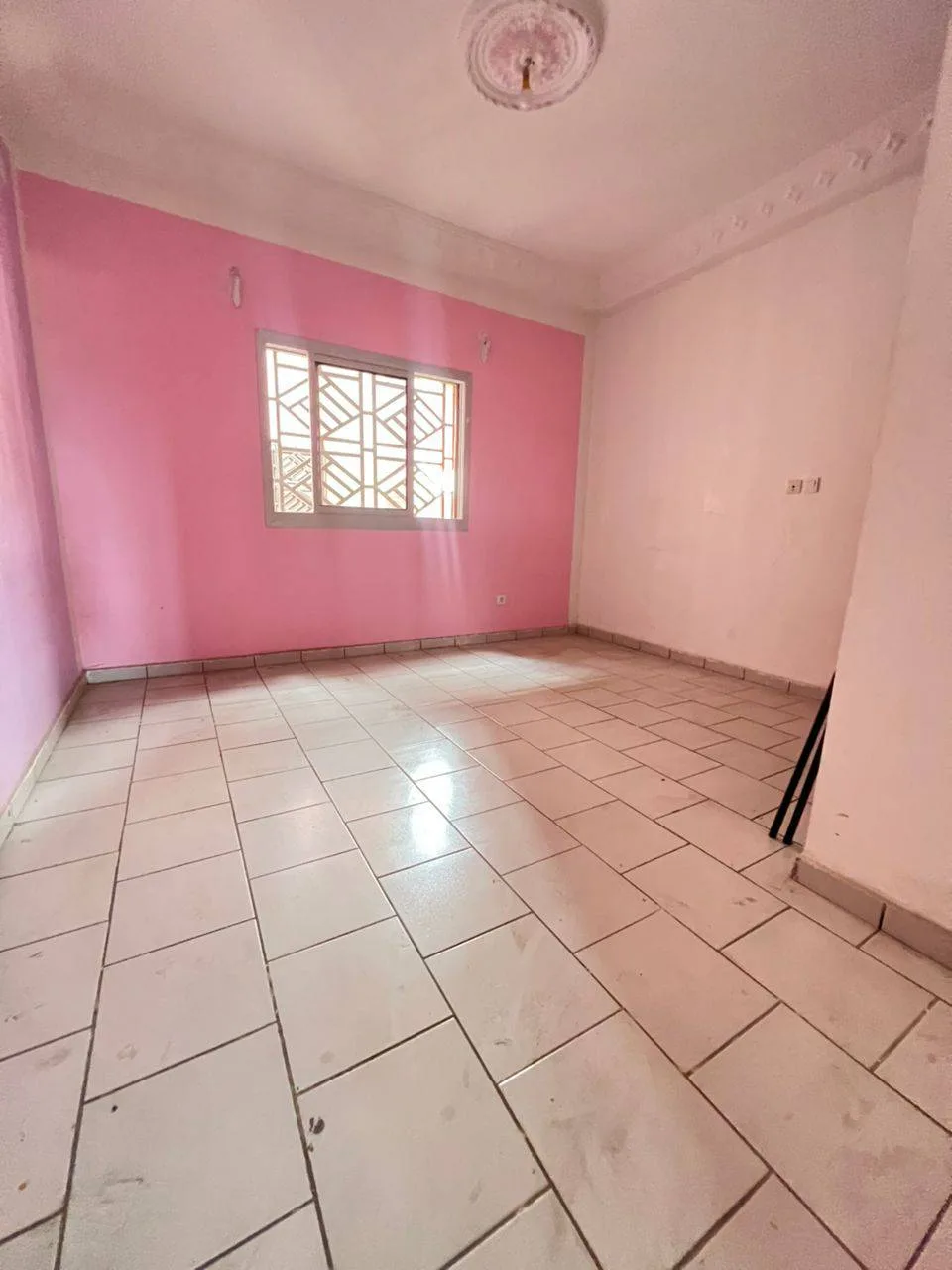 APPARTEMENT MODERNE STAFFÉ À MAKÉPÉ