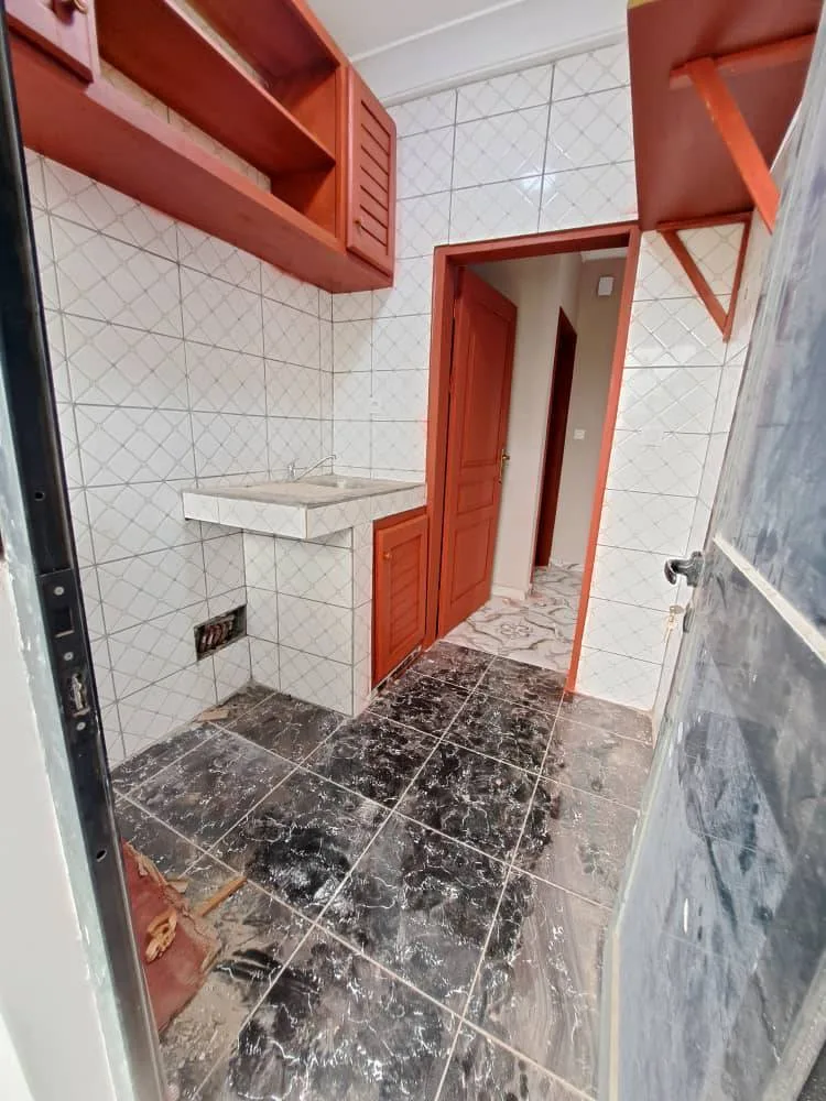APPARTEMENT MODERNE SITUÉ À LENDI