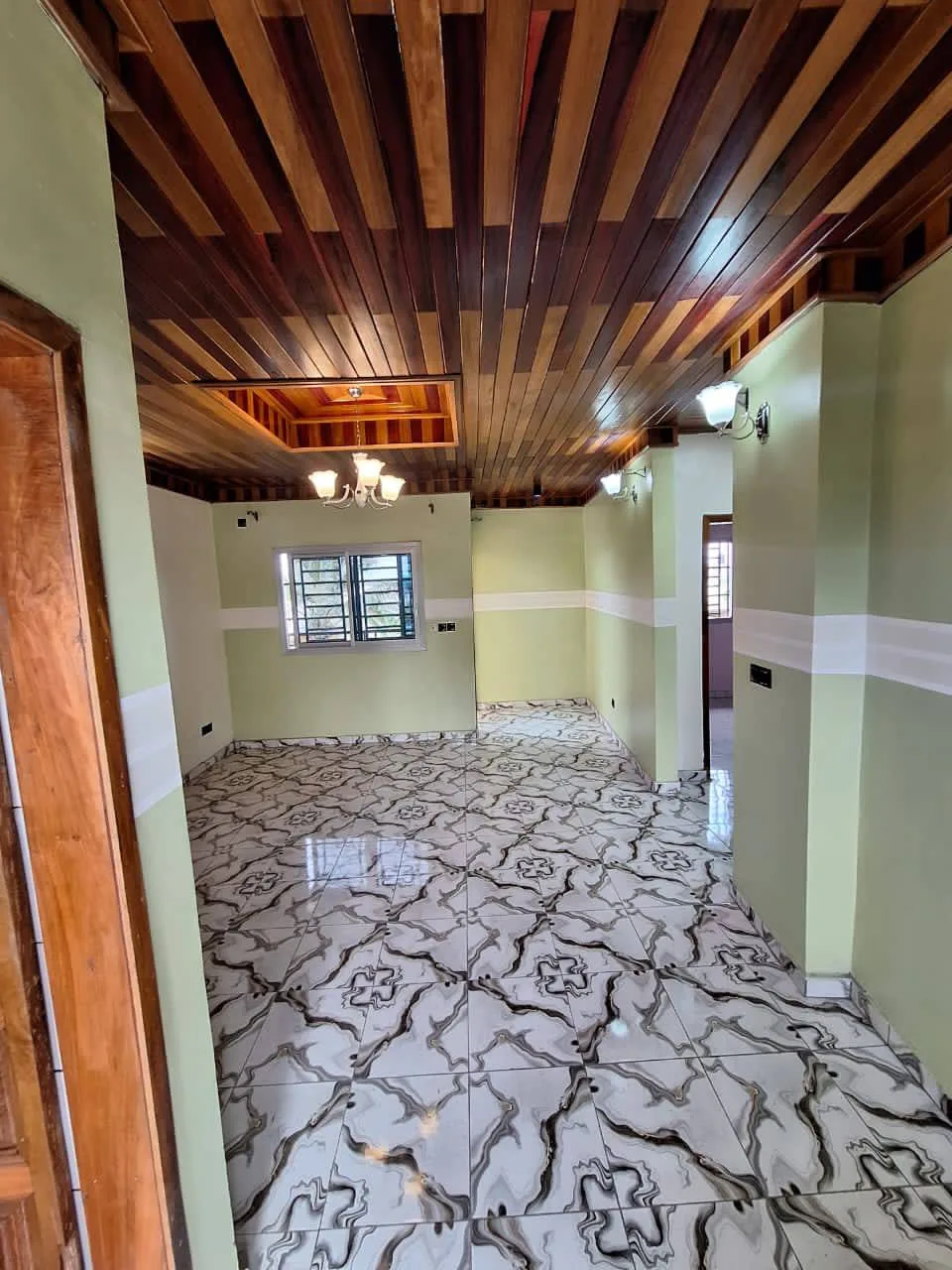 APPARTEMENT MODERNE SITUÉ À LOGBESSOU