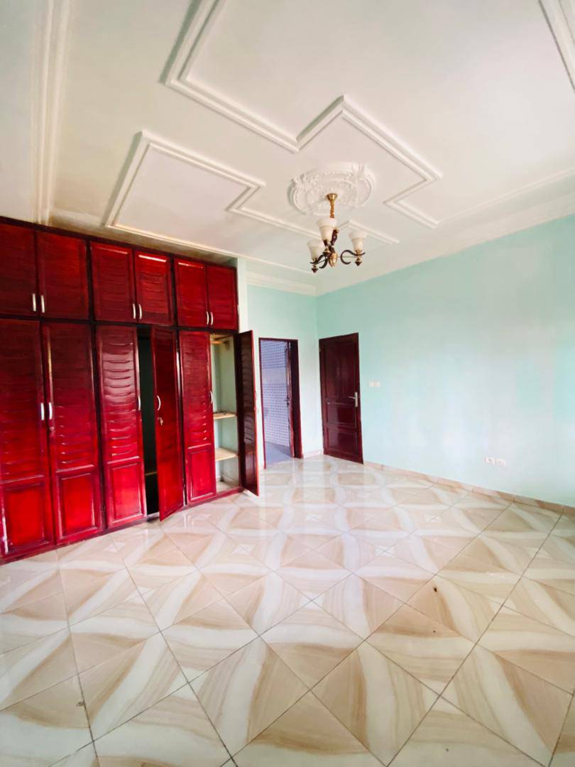 SM_appart_makepe_120426_chb2