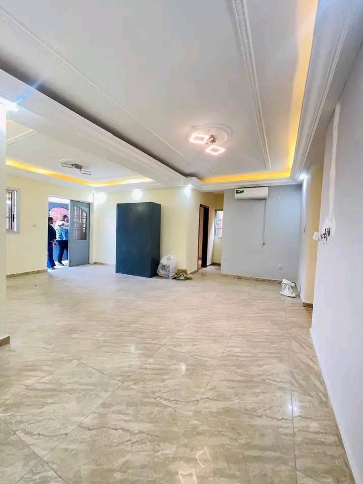 40690- APPARTEMENT HAUT STANDING SITUÉ À MAKÉPÉ