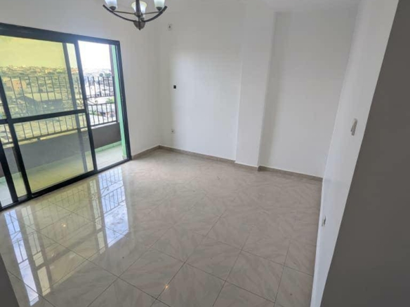 31667- GRAND STUDIO MODERNE STAFFÉ SITUÉ À BEPENDA