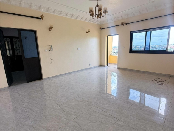 APPARTEMENT DE BON STANDING À LOUER, YAOUNDÉ NGOUSSO
