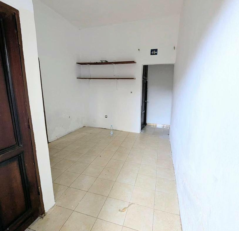 MAGNIFIQUE CHAMBRE À LOUER, YAOUNDÉ NKOLFOULOU