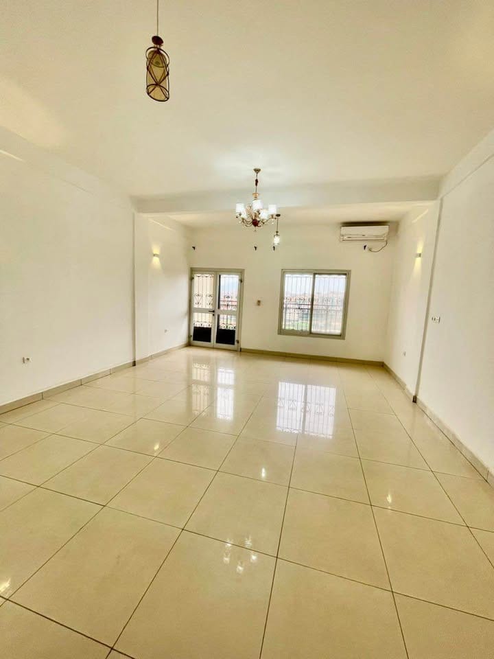 35266- APPARTEMENT HAUT STANDING À LOUER, YAOUNDÉ ESSOS