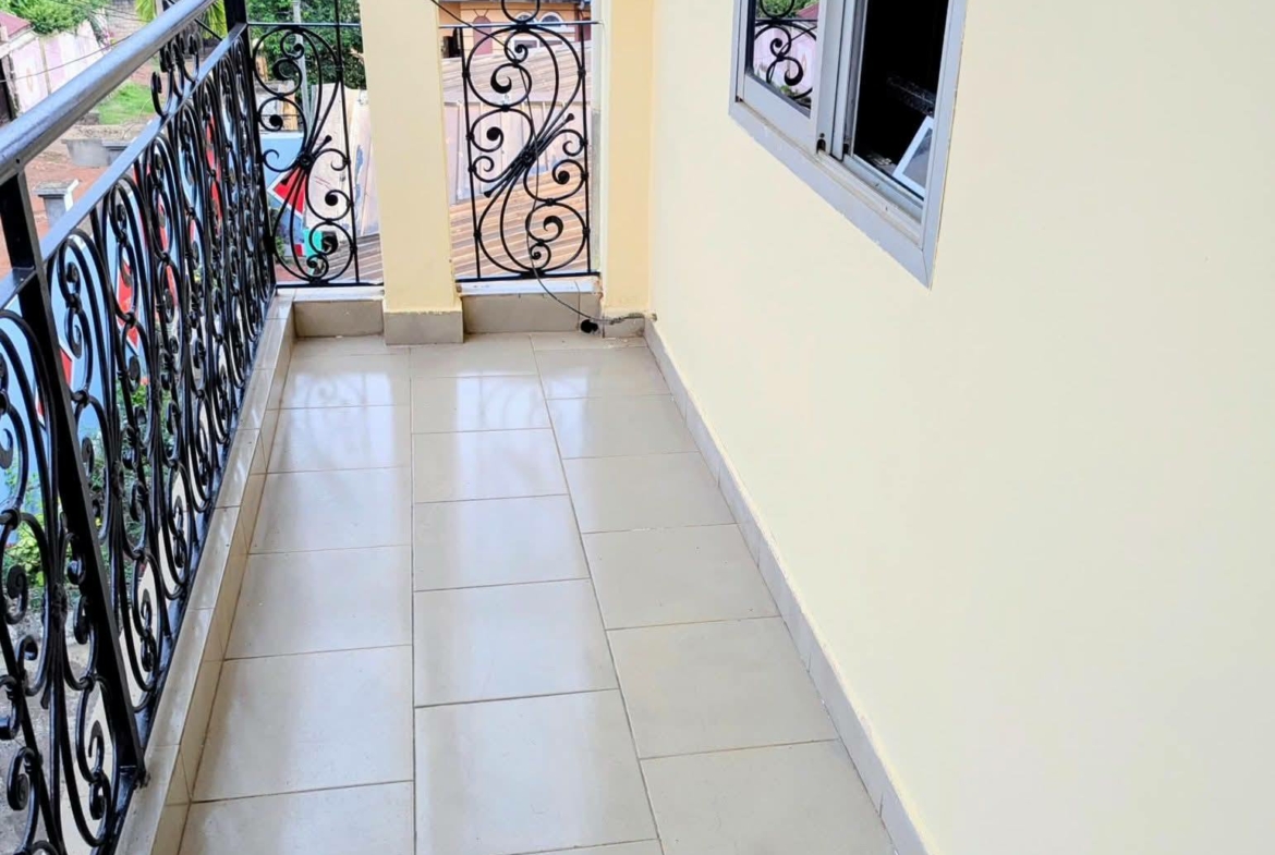 MAGNIFIQUE STUDIO À LOUER, YAOUNDÉ FOUGEROLLE