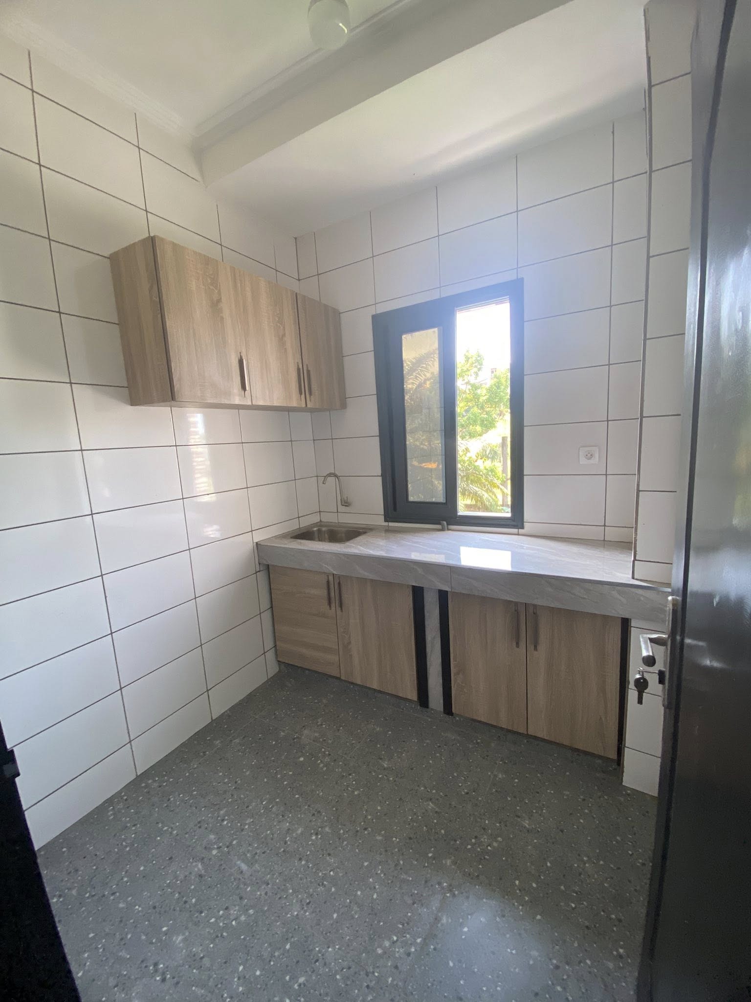 Magnifique studio à louer à Yassa 75000 fcfa