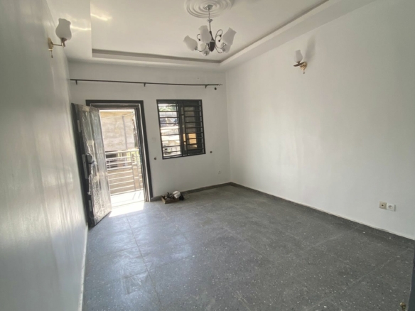 Magnifique studio à louer à Yassa 75000 fcfa