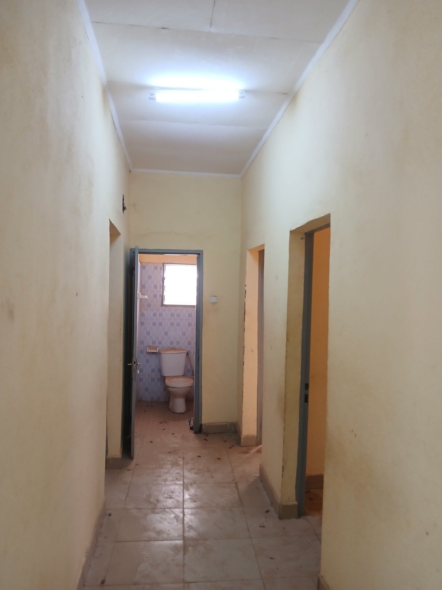 Appartement disponible non loin de l’école publique de Ngalbidje