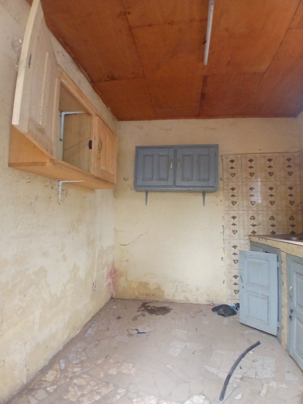 Appartement disponible non loin de l’école publique de Ngalbidje