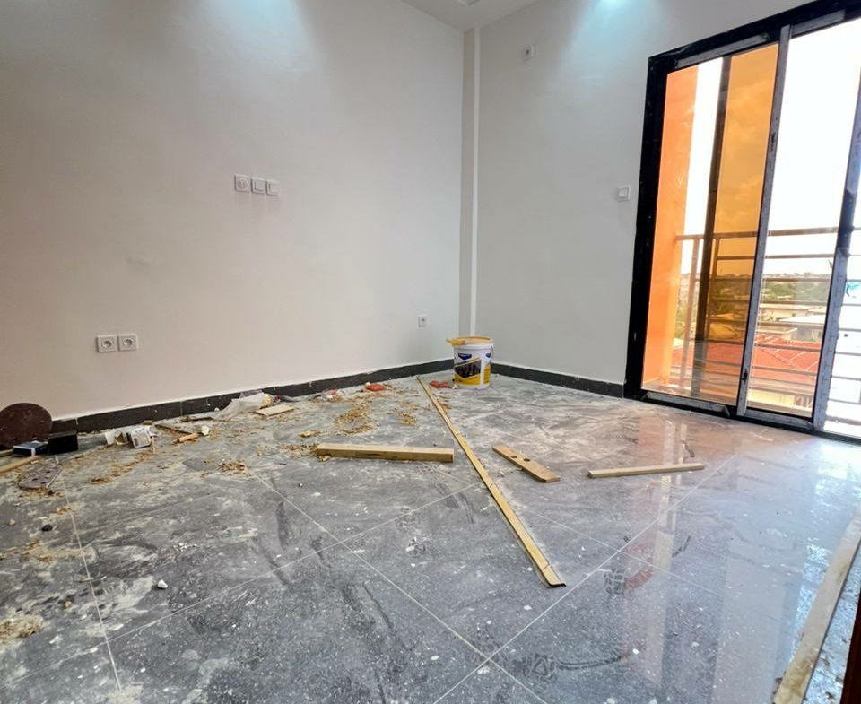 Vaste et magnifique appartement à Logpom carrefour Basson