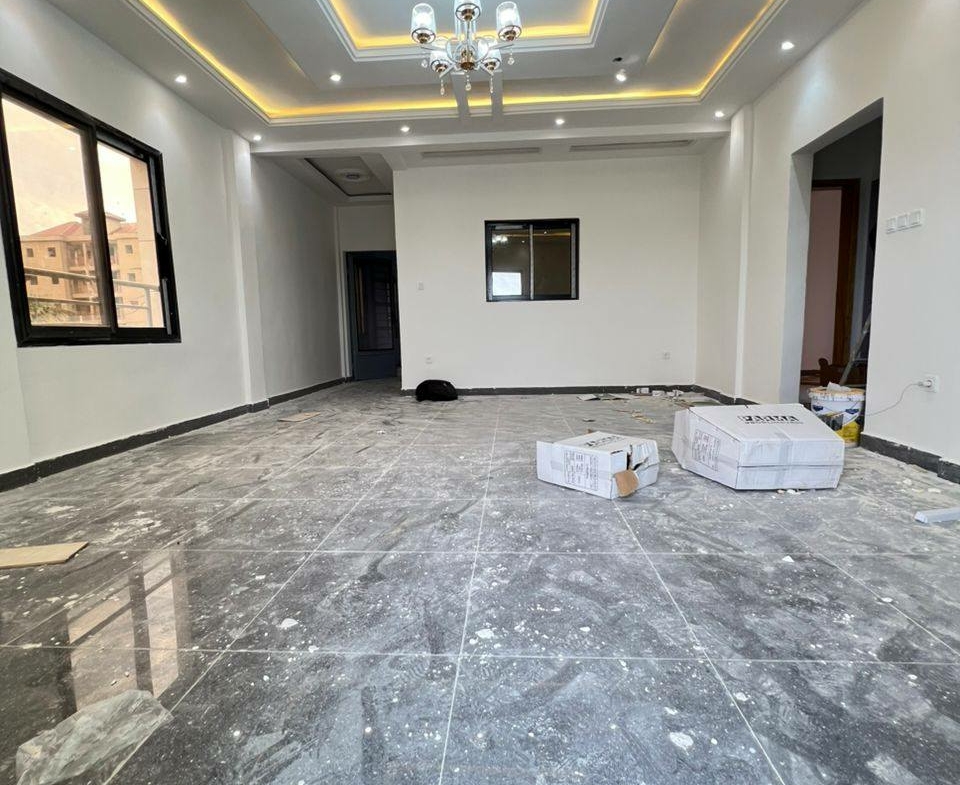 Vaste et magnifique appartement à Logpom carrefour Basson