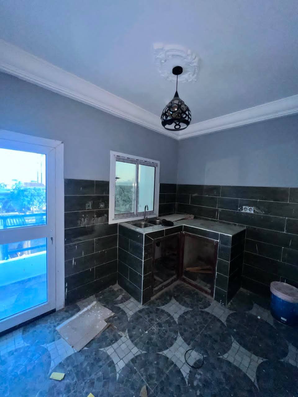 APPARTEMENT NEUF DE STANDING À LOUER – BONAMOUSSADI