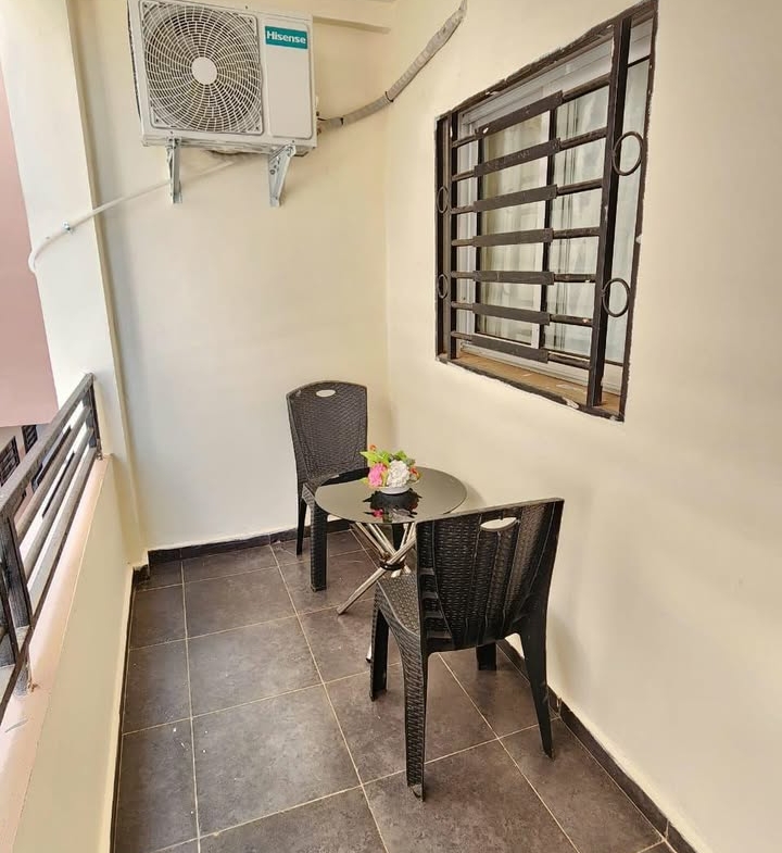 Studio meublé disponible à Yaoundé Brigarde odza