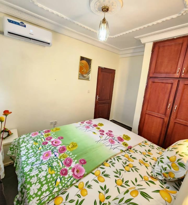 Studio meublé disponible à Yaoundé Brigarde odza
