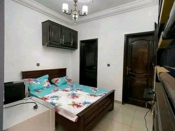 MAGNIFIQUE CHAMBRE MEUBLÉE À LOUER À ETOUG-ÉBÉ