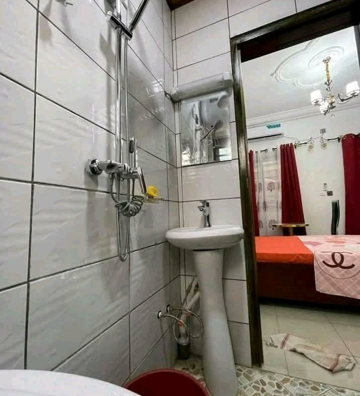 MAGNIFIQUE CHAMBRE MEUBLÉE À LOUER À ETOUG-ÉBÉ