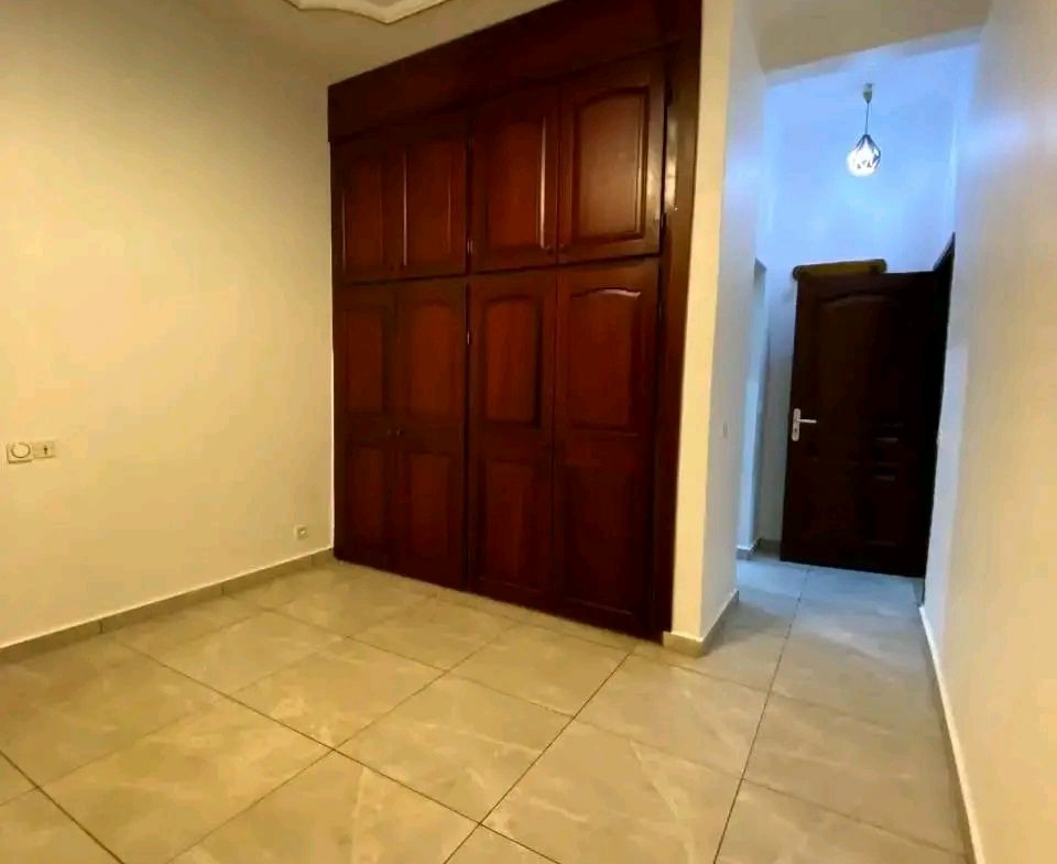 MAGNIFIQUE APPARTEMENT VIP À LOUER, YAOUNDÉ ETOUDI