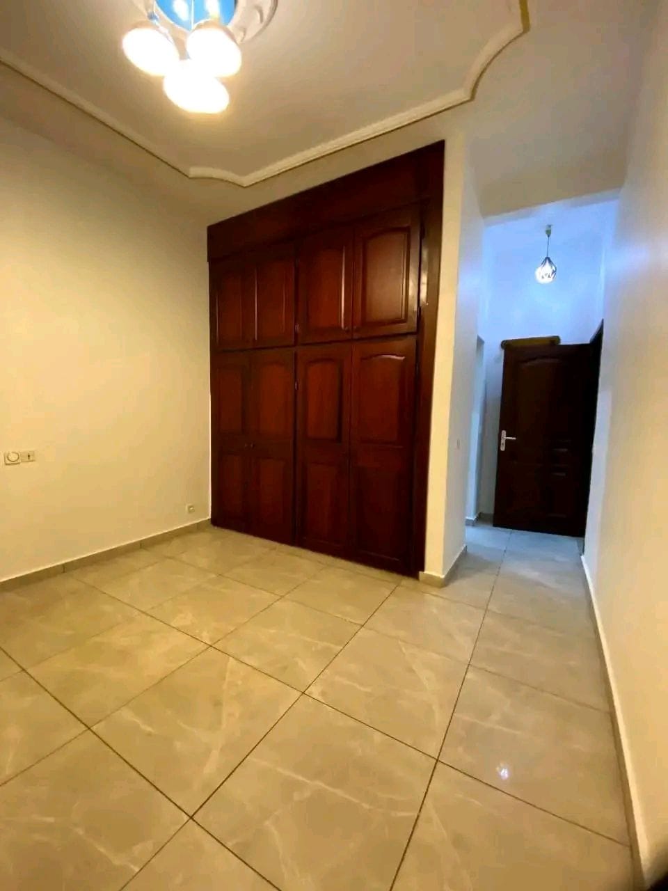MAGNIFIQUE APPARTEMENT VIP À LOUER, YAOUNDÉ ETOUDI